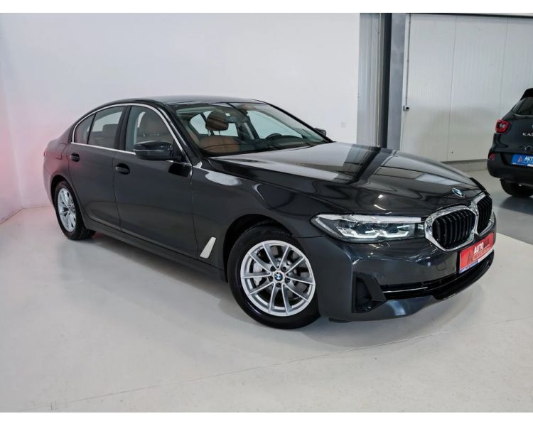 BMW Seria 5 530e Aut.