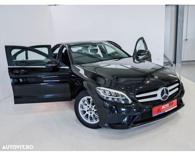 Mercedes-Benz C 180 d T 9G-TRONIC