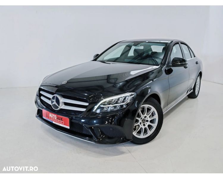 Mercedes-Benz C 180 d T 9G-TRONIC