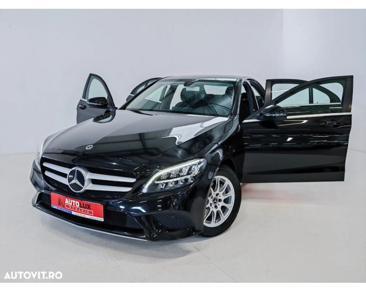 Mercedes-Benz C 180 d T 9G-TRONIC