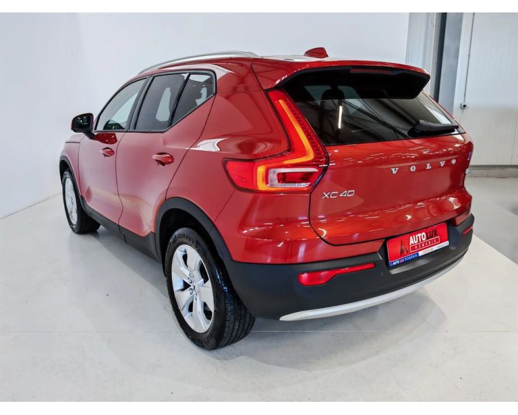 Volvo XC 40 T2 Momentum Pro