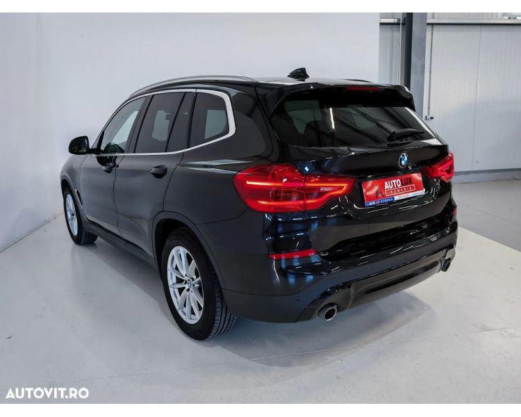 BMW X3 sDrive18d AT MHEV