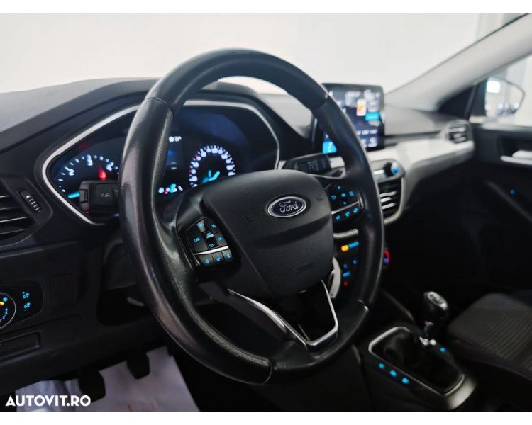 Ford Focus 1.5 EcoBlue Start-Stopp-System COOL&CONNECT