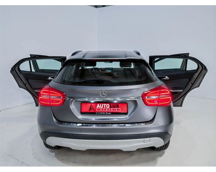 Mercedes-Benz GLA 220 d 4Matic 7G-DCT