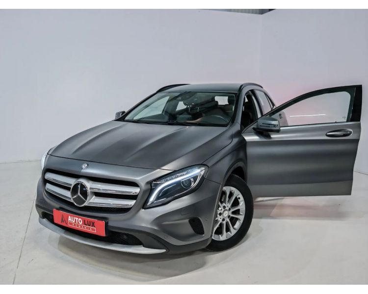 Mercedes-Benz GLA 220 d 4Matic 7G-DCT