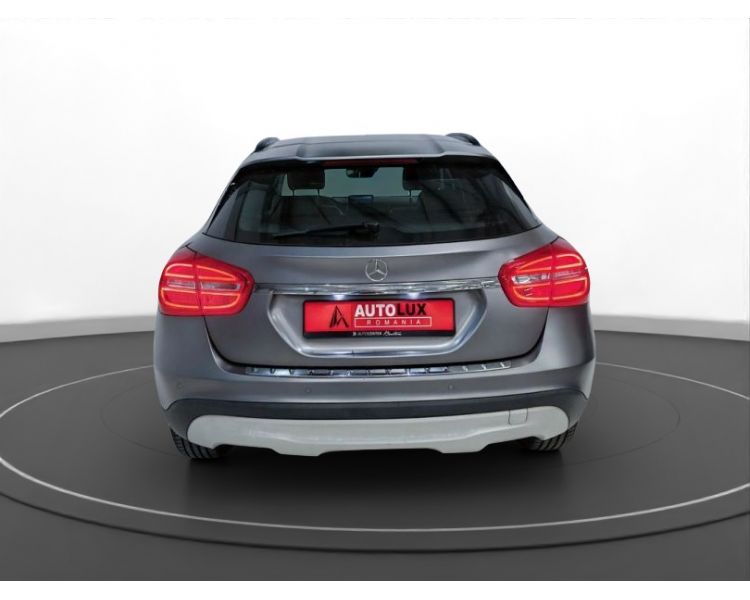 Mercedes-Benz GLA 220 d 4Matic 7G-DCT