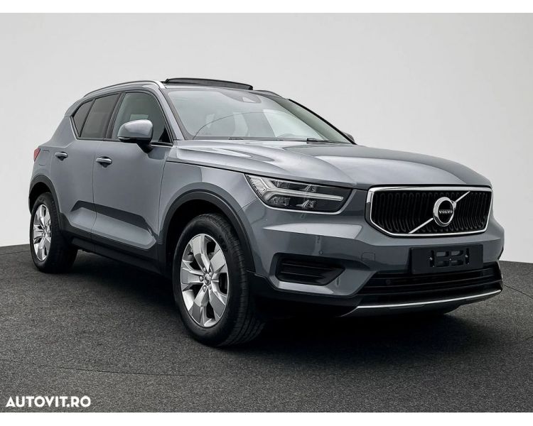 Volvo XC 40 T3 AT8 Momentum Benzina