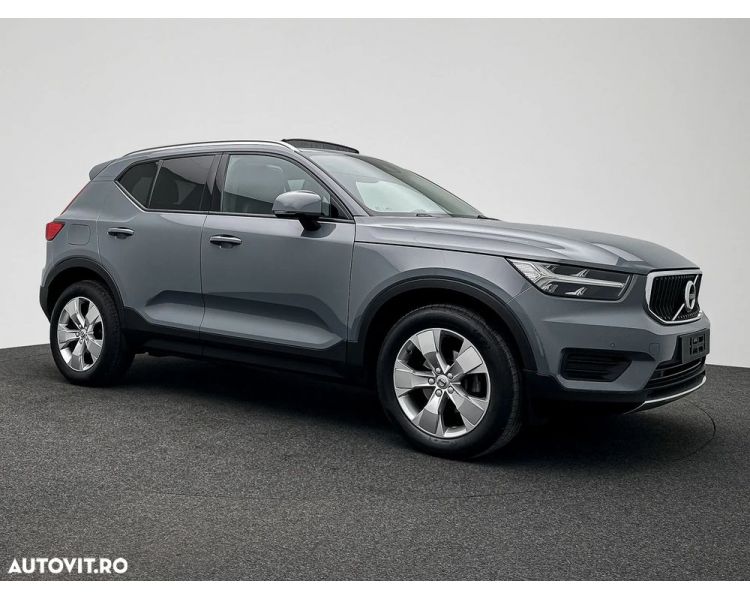 Volvo XC 40 T3 AT8 Momentum Benzina