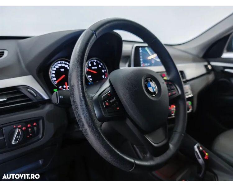 BMW X1 sDrive18i Benzina Automat