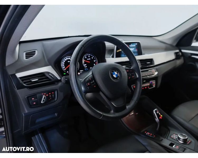 BMW X1 sDrive18i Benzina Automat