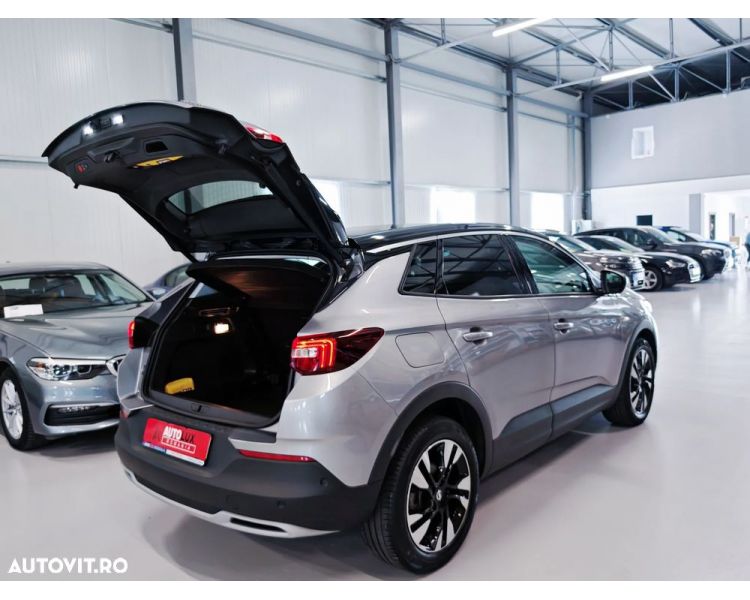 Opel Grandland X 1.2 Turbo START/STOP AT8 Business Edition