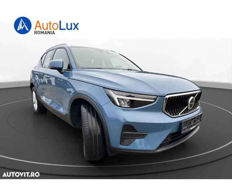 Volvo XC 40 T2 AT8 Momentum New Model