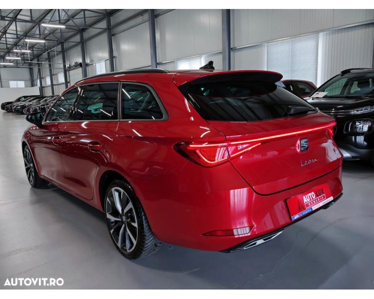 Seat Leon Sportstourer 1.4 e-Hybrid DSG FR 150 HP + Electric Power 116 HP