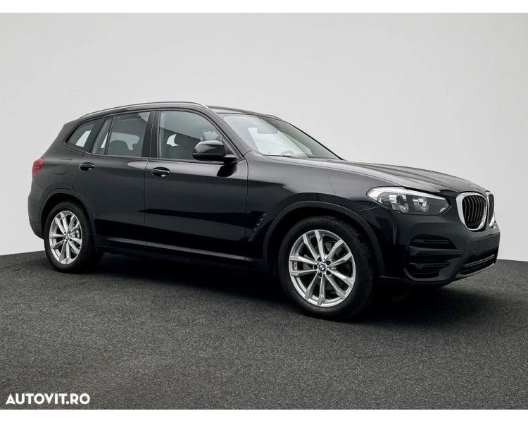 BMW X3 sDrive18d Automat MHEV Black