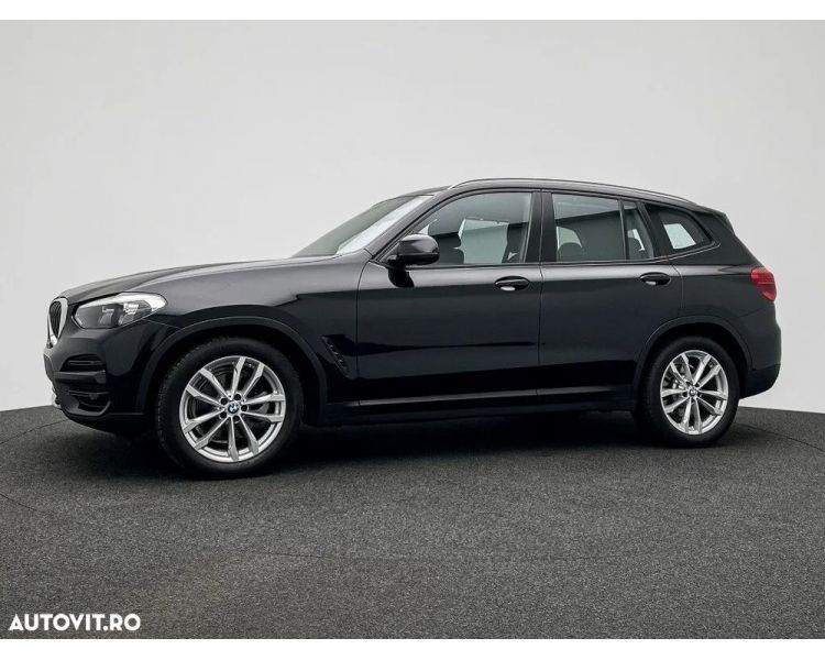 BMW X3 sDrive18d Automat MHEV Black